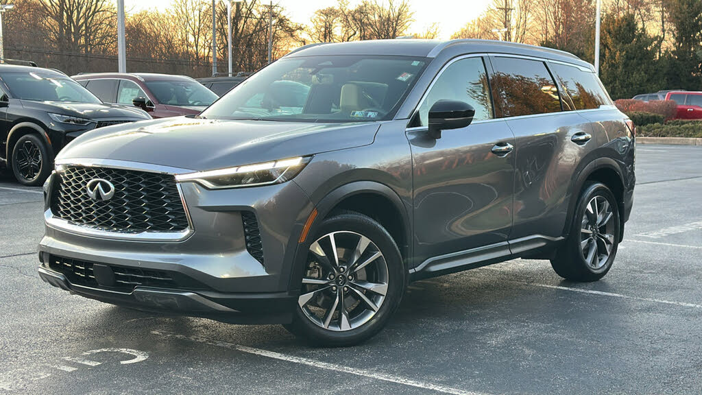 2022 INFINITI QX60 Luxe AWD