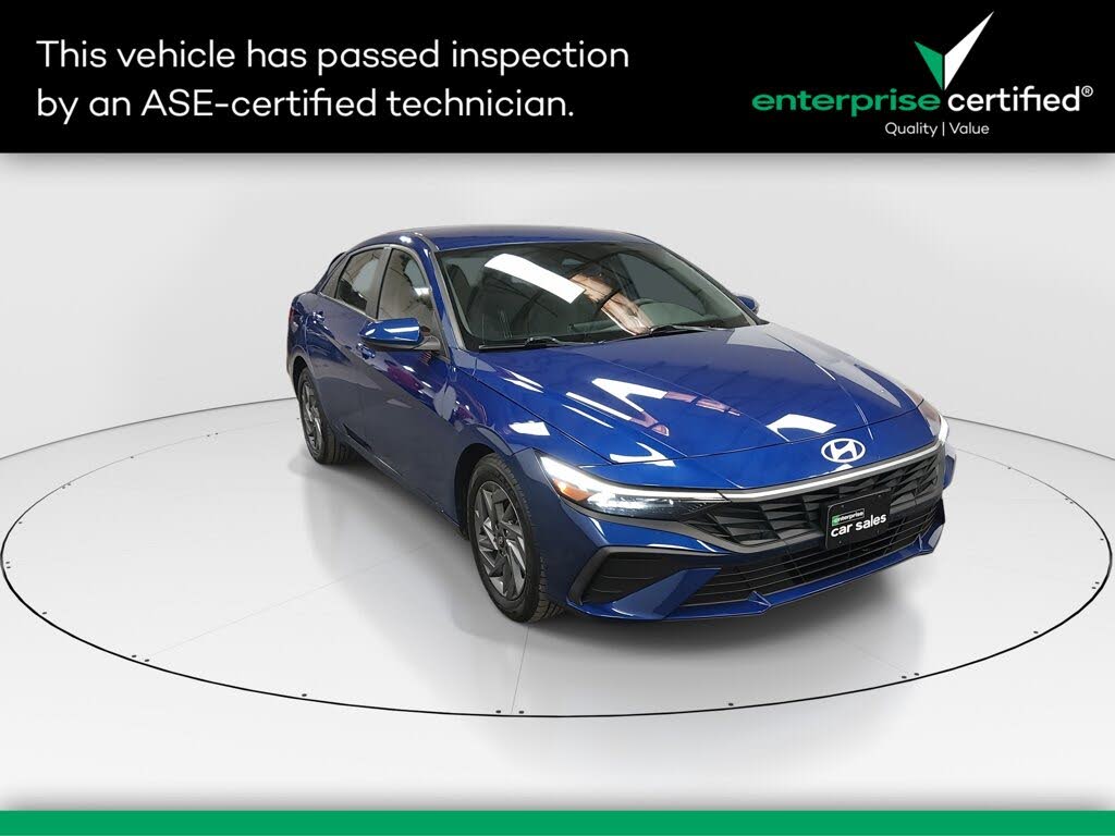 2024 Hyundai Elantra SEL FWD