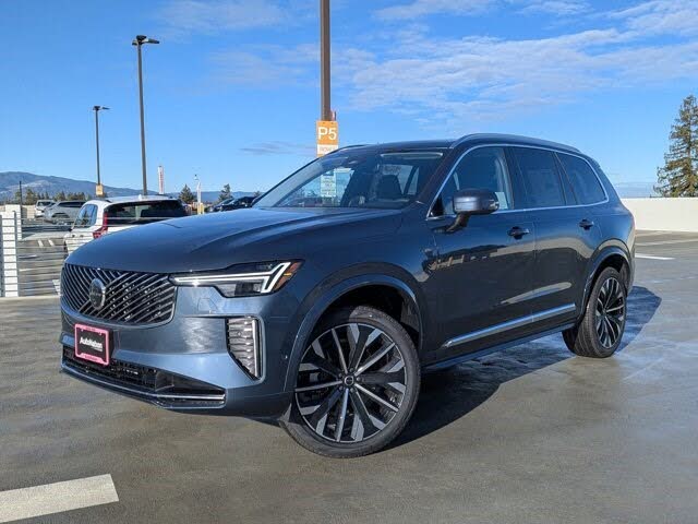 2026 Volvo XC90 B5 Plus 7-Passenger AWD