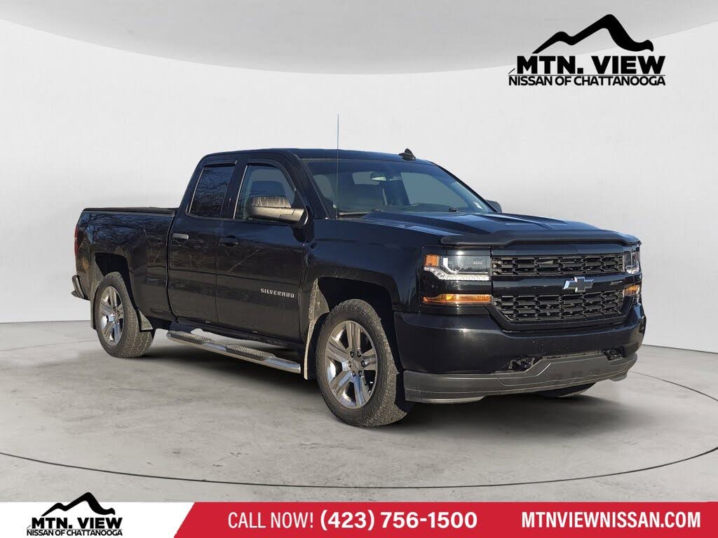 2017 Chevrolet Silverado 1500 Custom Double Cab RWD
