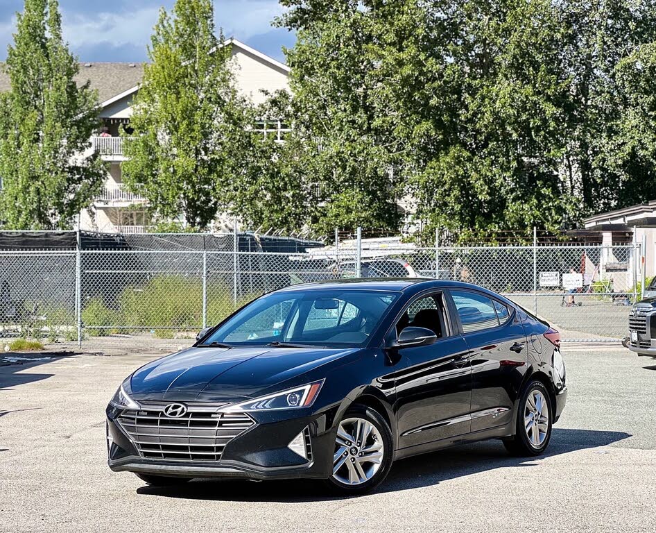 2019 Hyundai Elantra Preferred FWD
