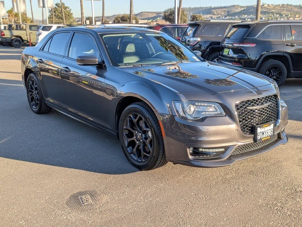 2022 Chrysler 300 Touring L AWD