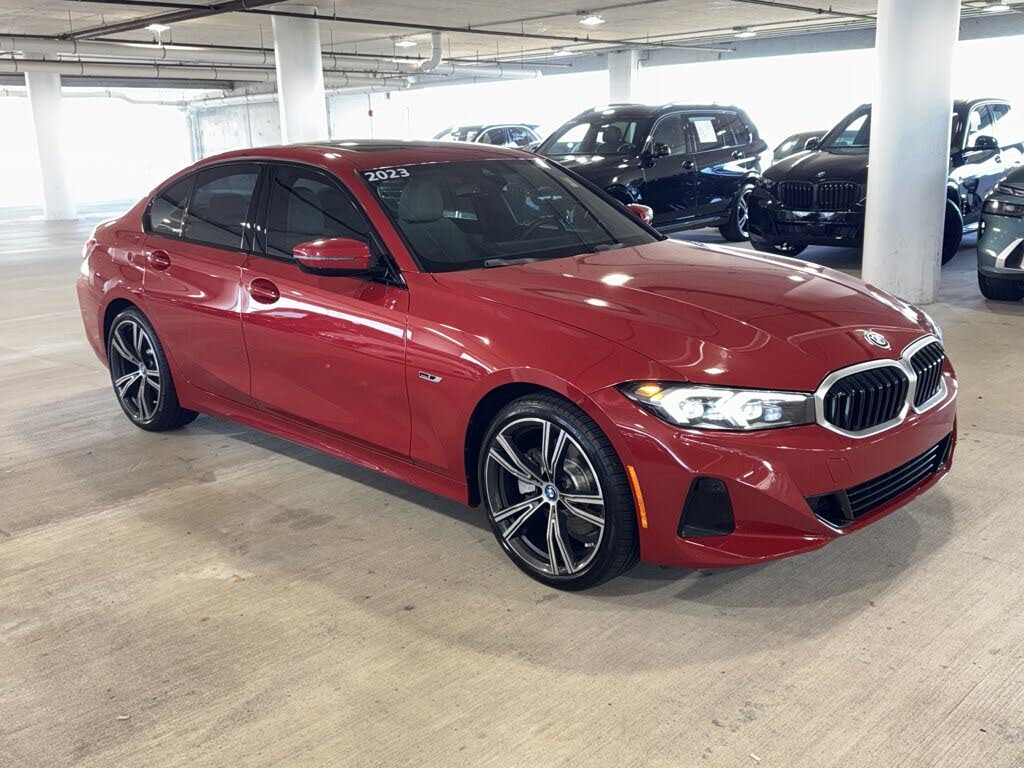 2023 BMW 3 Series 330e Hybrid Plug-in RWD