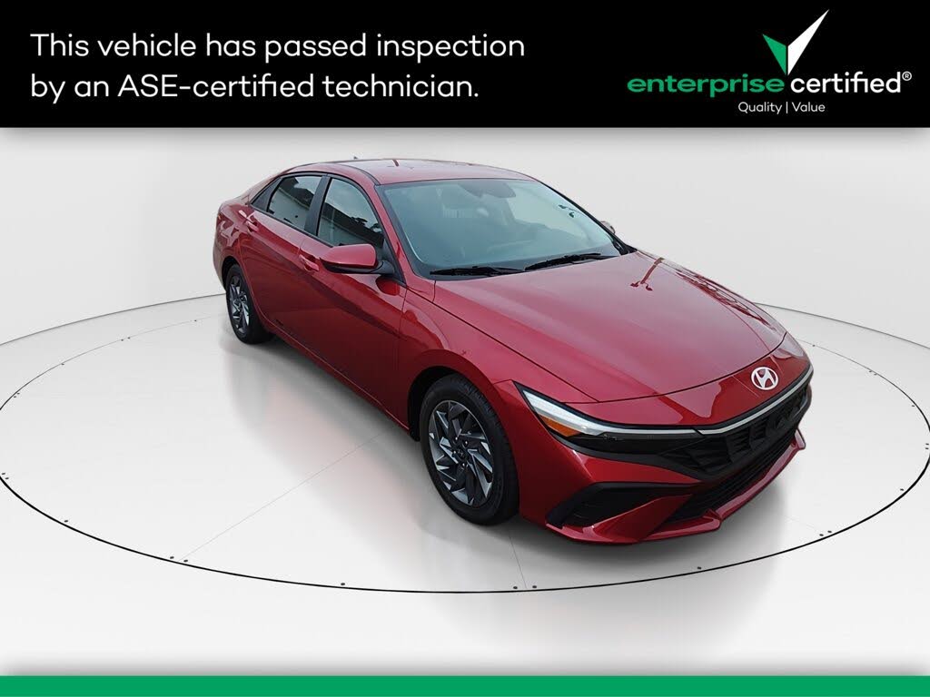 2024 Hyundai Elantra SEL FWD