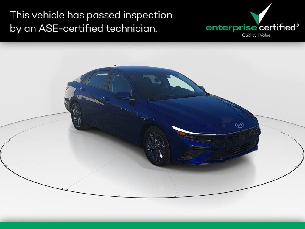 2024 Hyundai Elantra SEL FWD