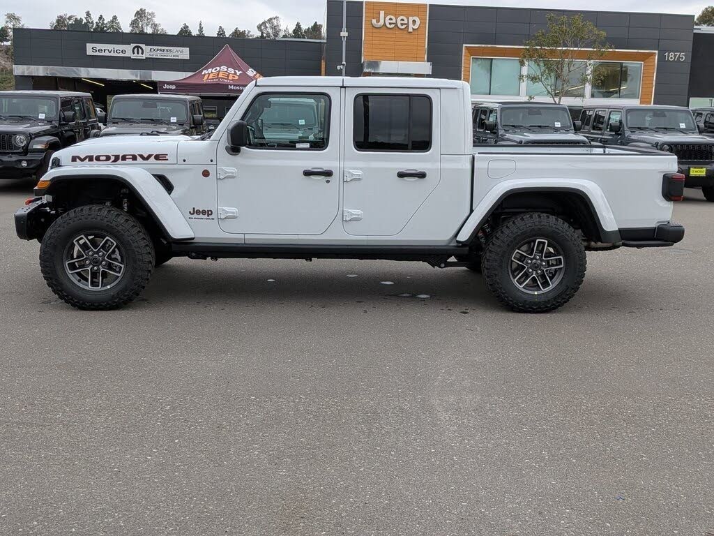 2026 Jeep Gladiator Mojave Crew Cab 4WD