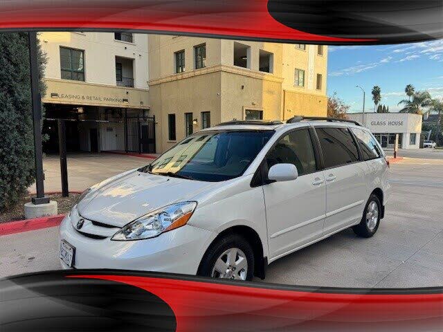 2008 Toyota Sienna XLE