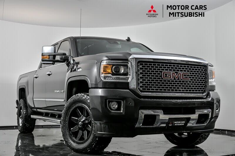 2016 GMC Sierra 3500HD Denali Crew Cab LB DRW 4WD