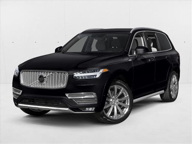 2016 Volvo XC90 T6 Momentum AWD