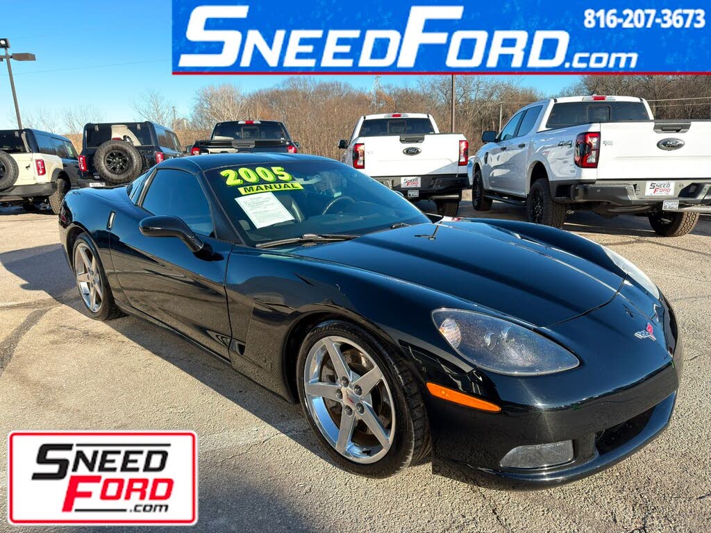 2005 Chevrolet Corvette Coupe RWD