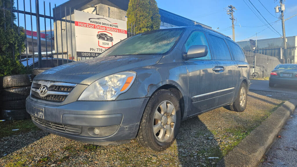 2007 Hyundai Entourage SE FWD