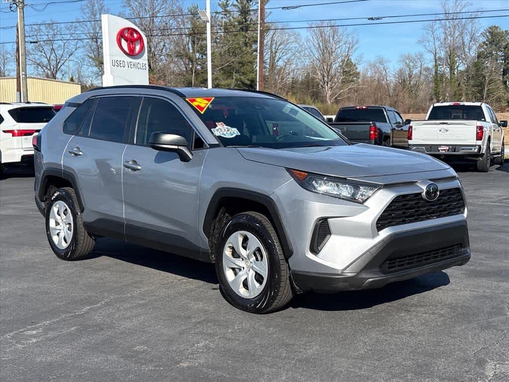 2020 Toyota RAV4 LE AWD
