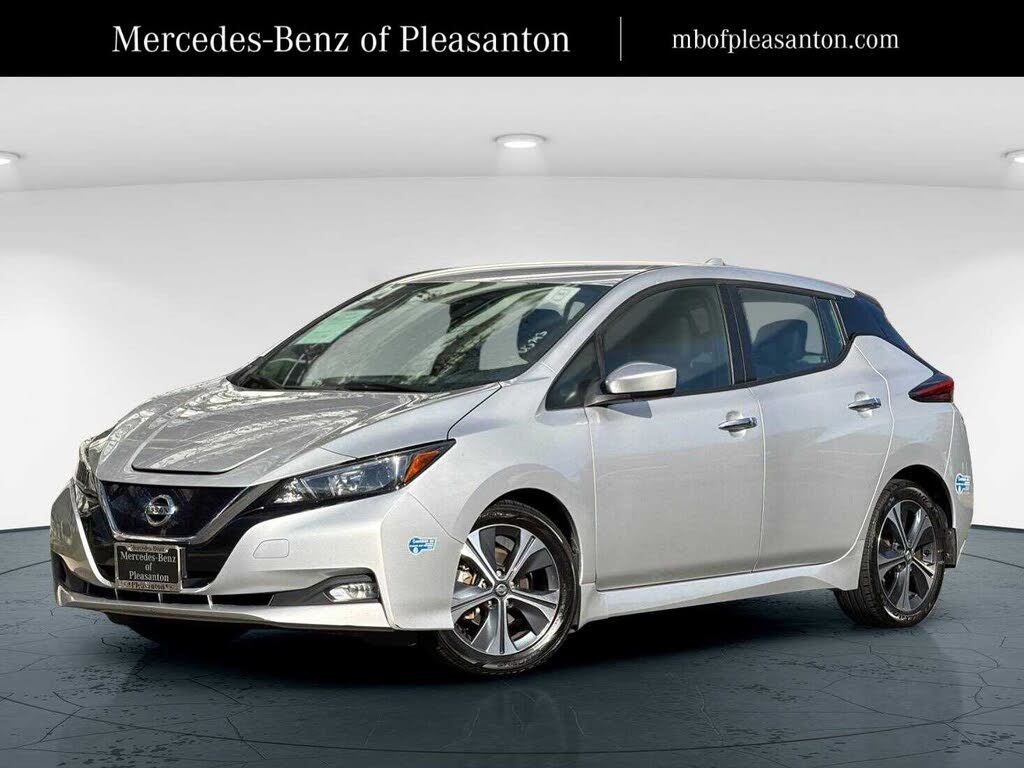 2021 Nissan LEAF SV FWD