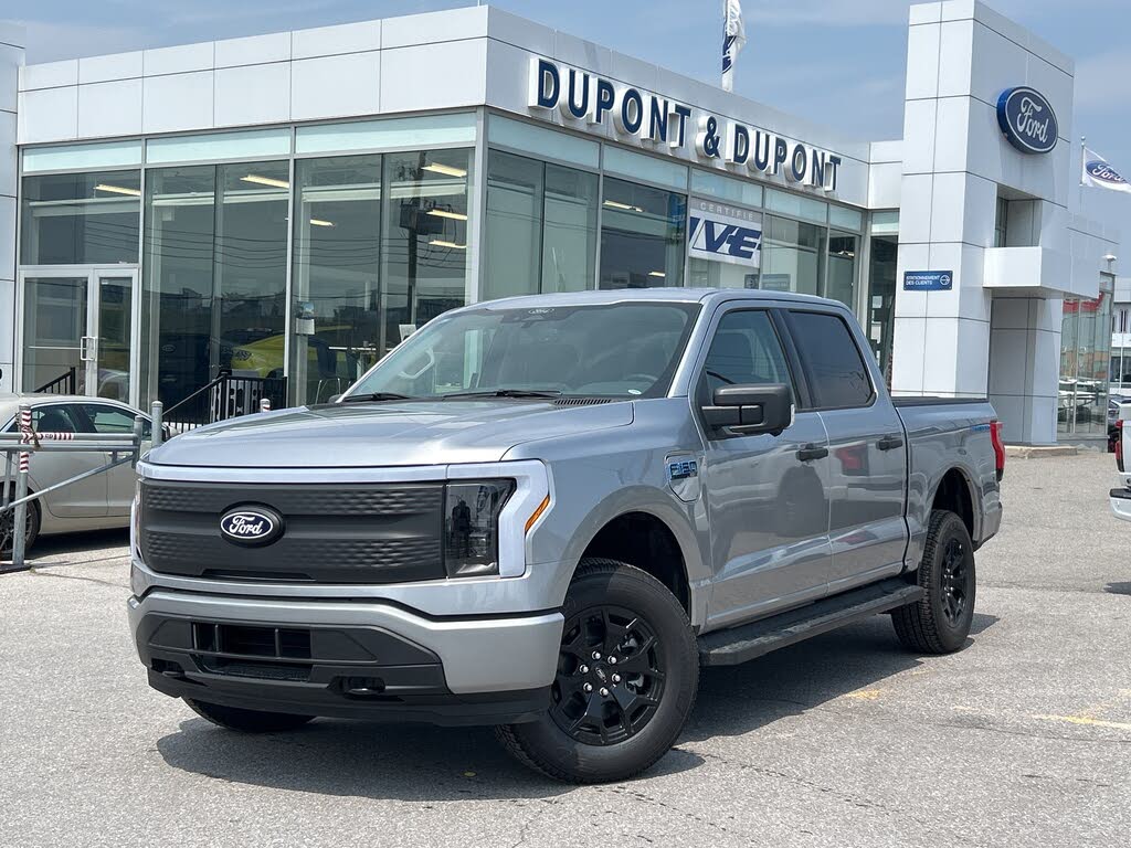 Ford F-150 Lightning XLT SuperCrew AWD 2025