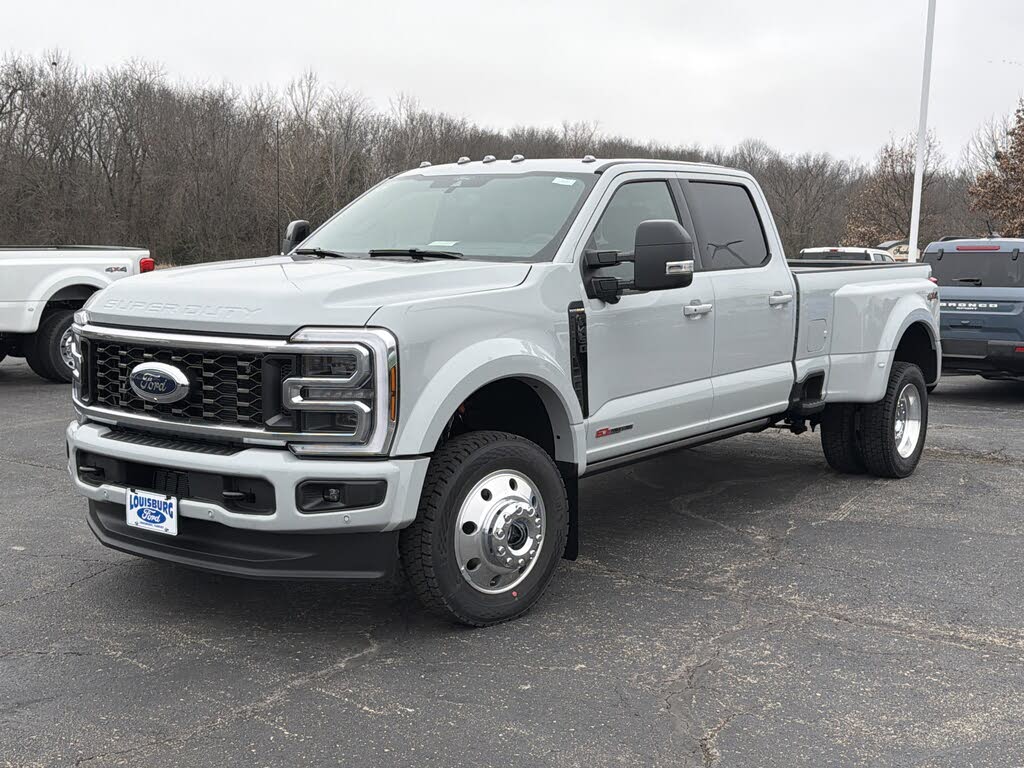 2026 Ford F-450 Super Duty Platinum Crew Cab LB DRW 4WD