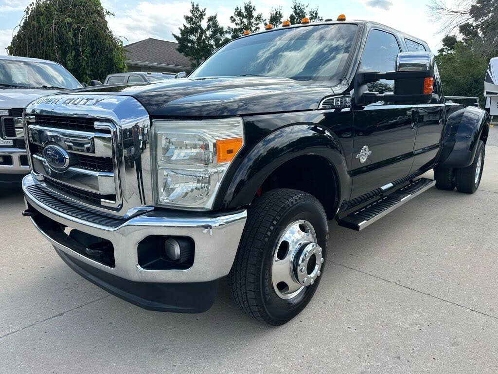 2016 Ford F-350 Super Duty Lariat Crew Cab LB DRW 4WD