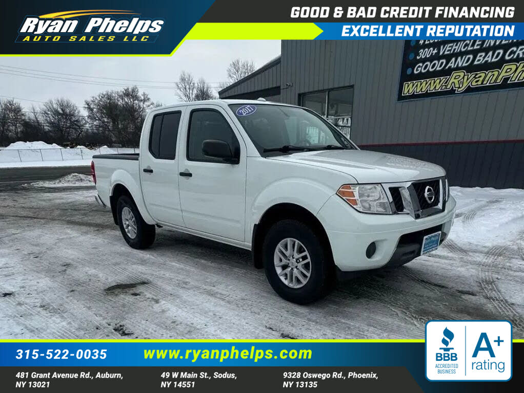 2017 Nissan Frontier SV V6 Crew Cab 4WD