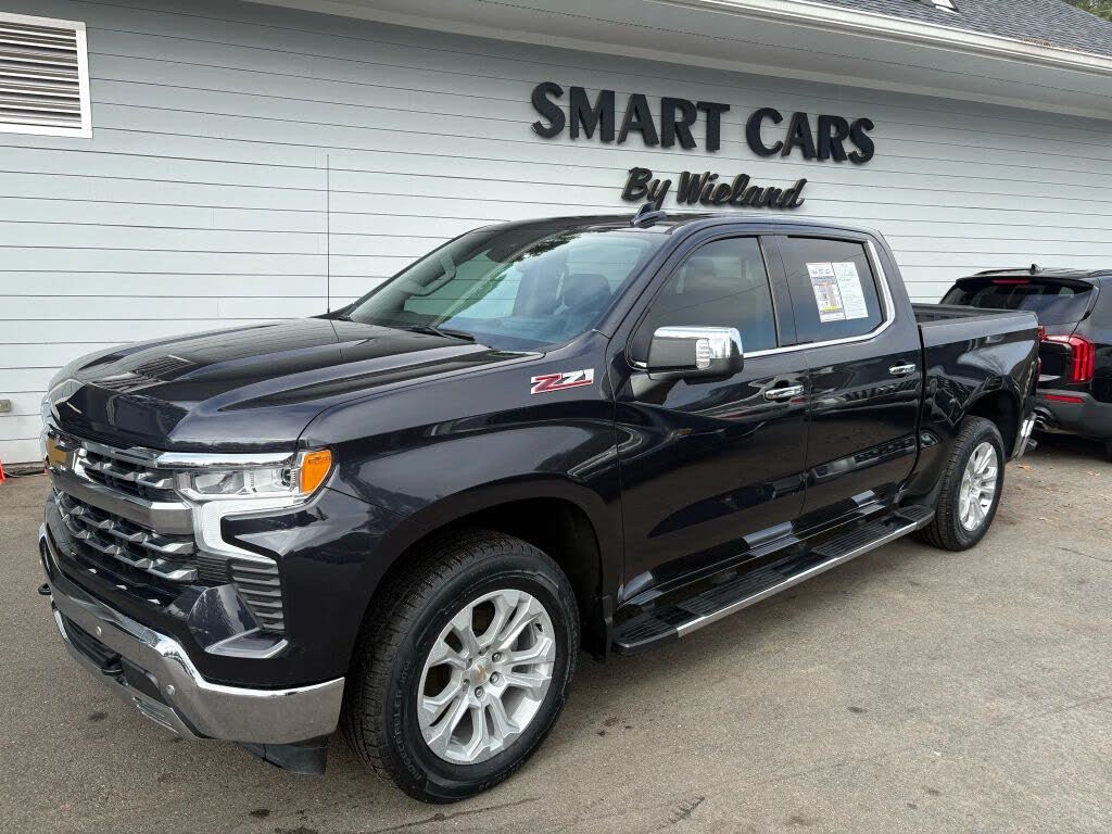 2023 Chevrolet Silverado 1500 LTZ Crew Cab 4WD