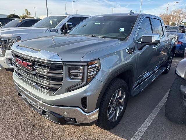 2025 GMC Sierra 1500 SLT Crew Cab 4WD
