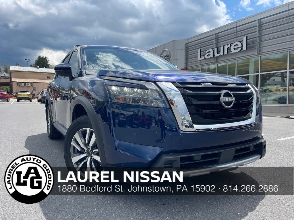 2025 Nissan Pathfinder SL 4WD