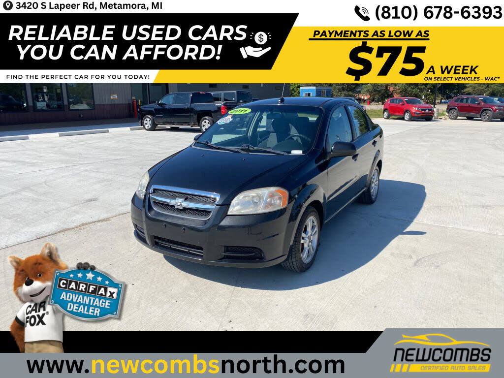 2011 Chevrolet Aveo 1LT Sedan FWD