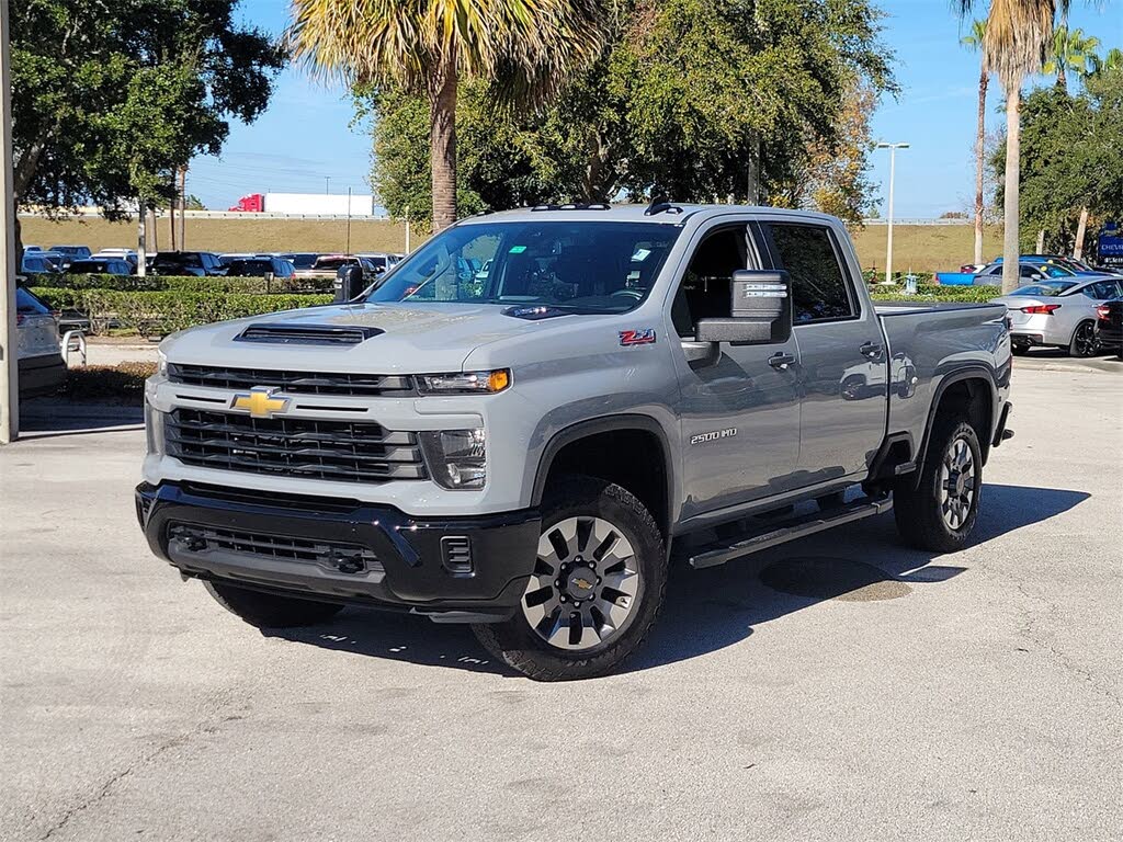2024 Chevrolet Silverado 2500HD Custom Crew Cab 4WD