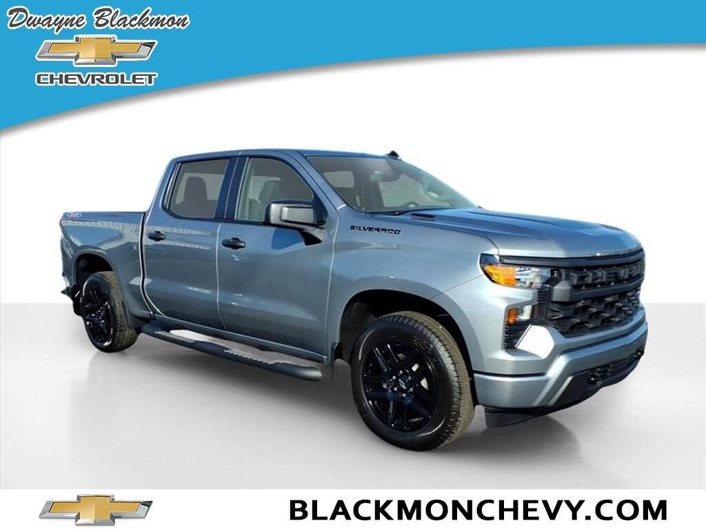 2026 Chevrolet Silverado 1500 Custom Crew Cab 4WD