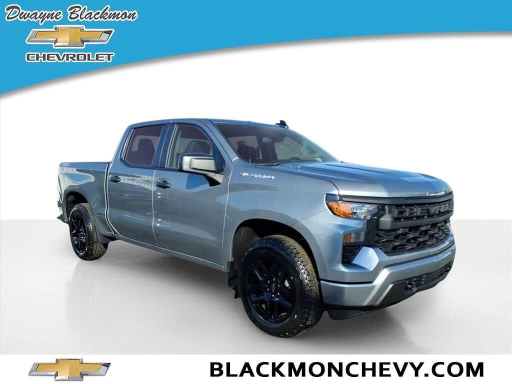 2026 Chevrolet Silverado 1500 Custom Crew Cab 4WD
