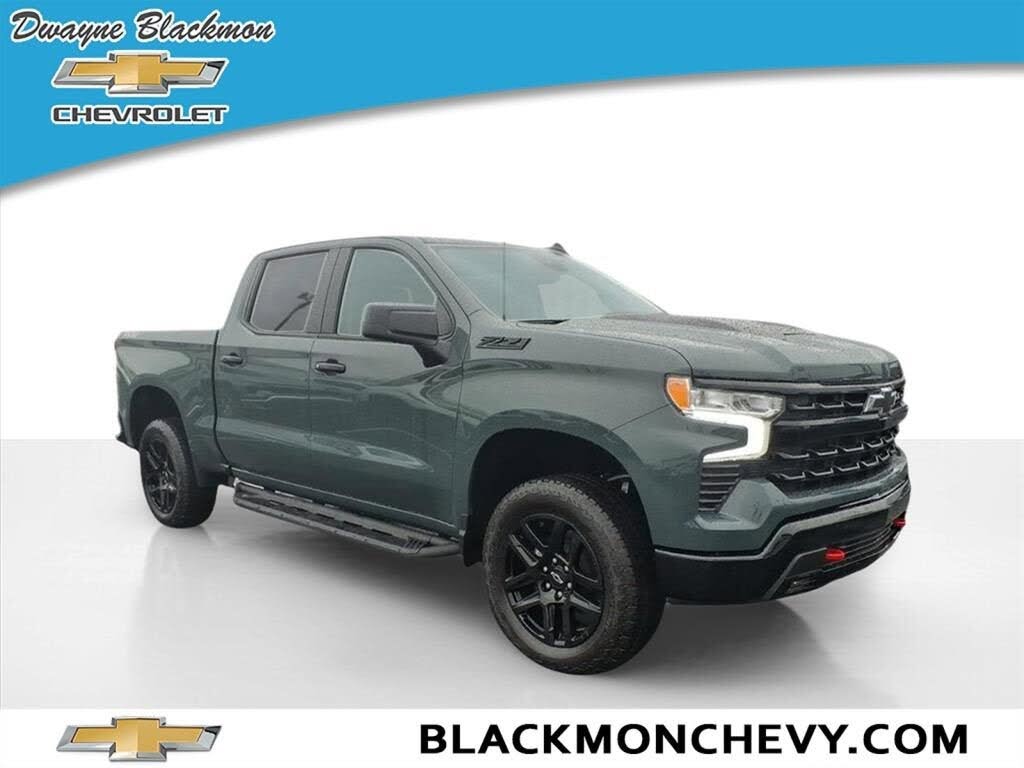 2026 Chevrolet Silverado 1500 LT Trail Boss Crew Cab 4WD