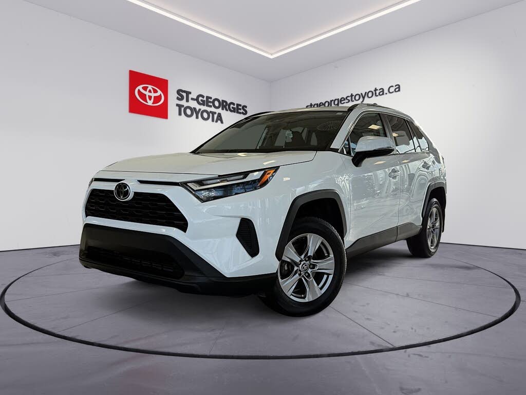Toyota RAV4 XLE AWD 2022