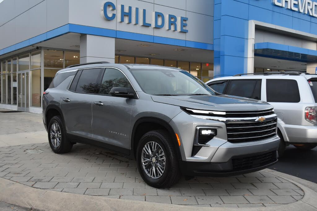 2025 Chevrolet Traverse LT FWD