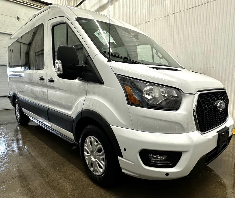 2024 Ford Transit Passenger 350 XLT Medium Roof LB RWD