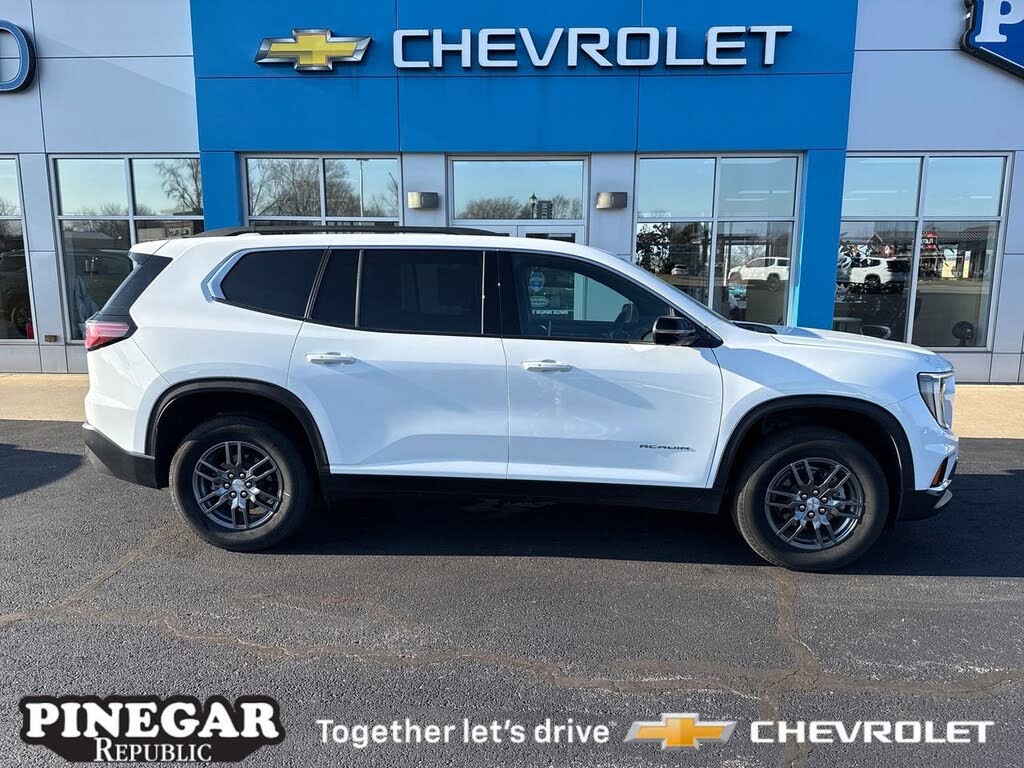 2025 GMC Acadia Elevation FWD