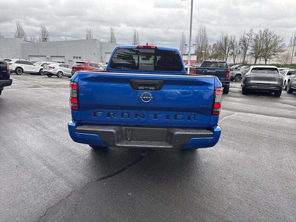2026 Nissan Frontier SV Crew Cab LB 4WD