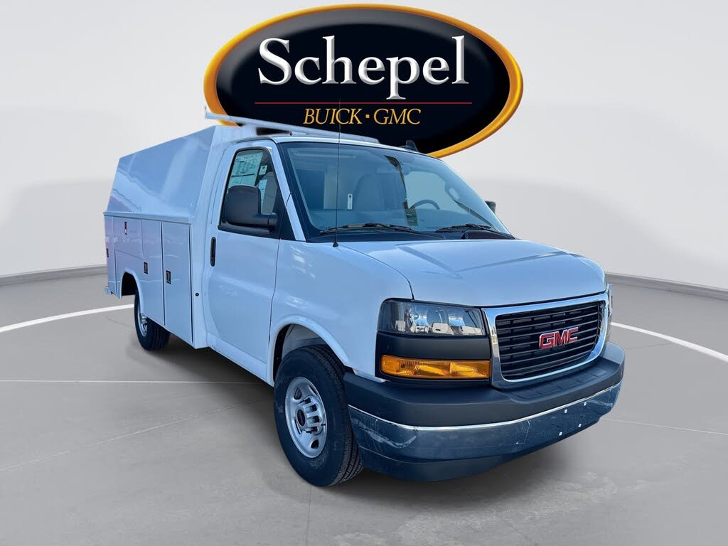 2025 GMC Savana Chassis 3500 139 Cutaway RWD