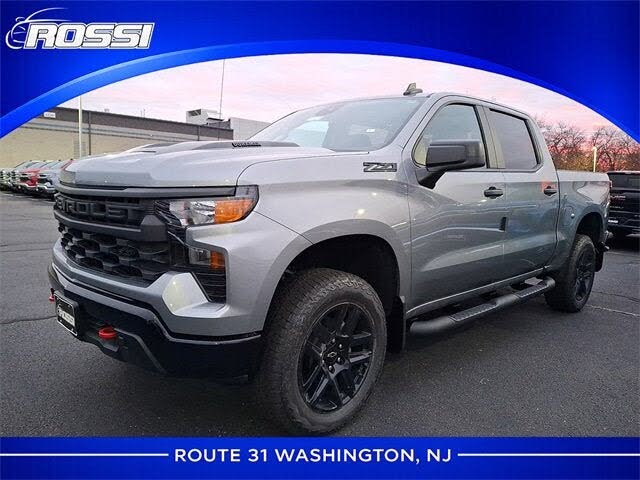 2026 Chevrolet Silverado 1500 Custom Trail Boss Crew Cab 4WD