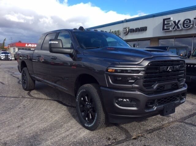 RAM 3500 Laramie Mega Cab 4WD 2026