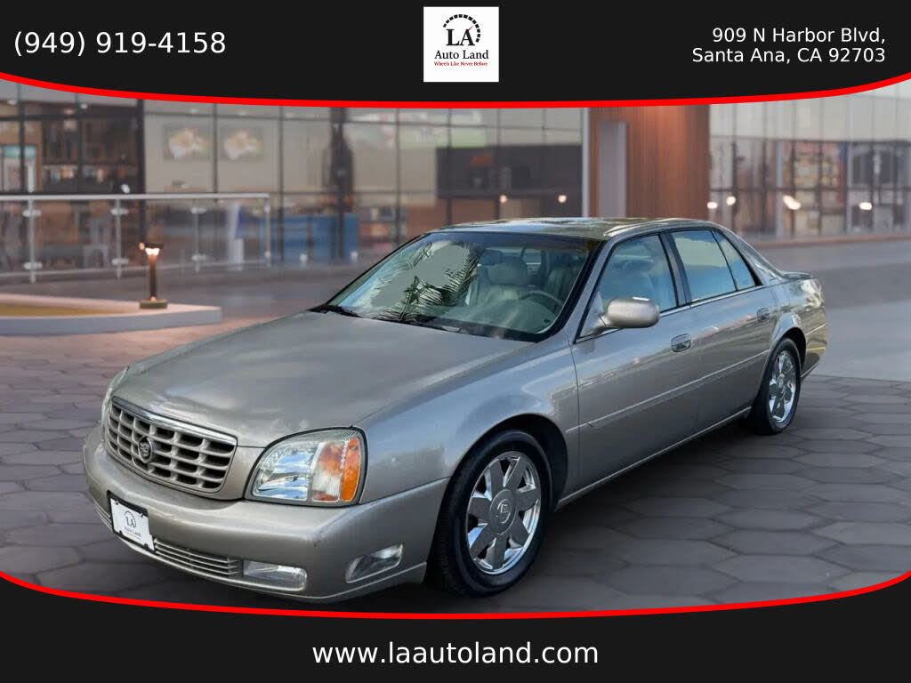 2002 Cadillac DeVille DTS Sedan FWD