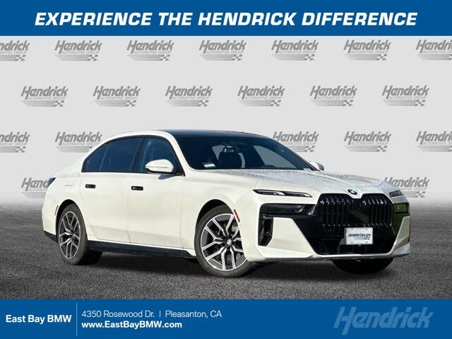 2023 BMW 7 Series 740i RWD