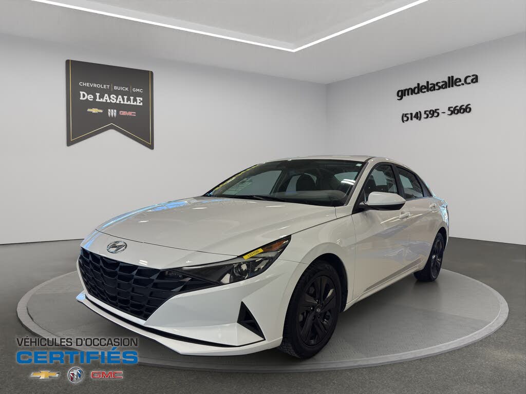 2023 Hyundai Elantra Preferred FWD