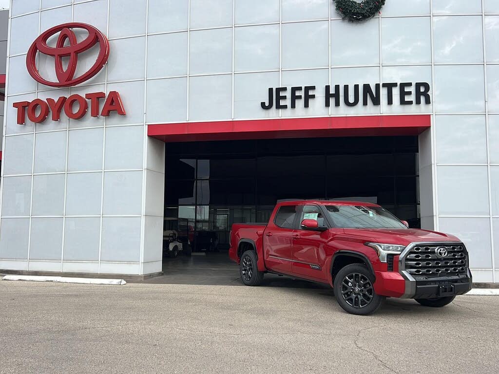 2026 Toyota Tundra Platinum CrewMax Cab 4WD