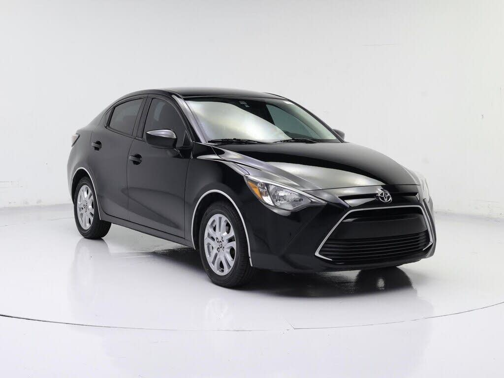 2017 Toyota Yaris iA Sedan