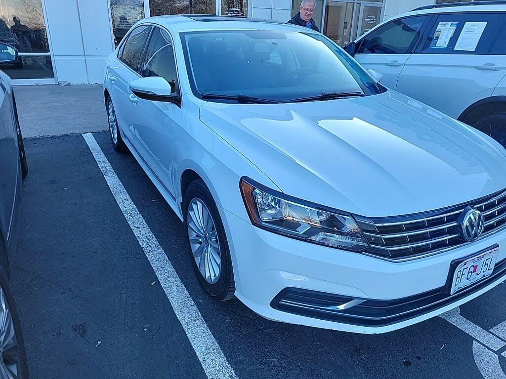 2017 Volkswagen Passat 1.8T SE