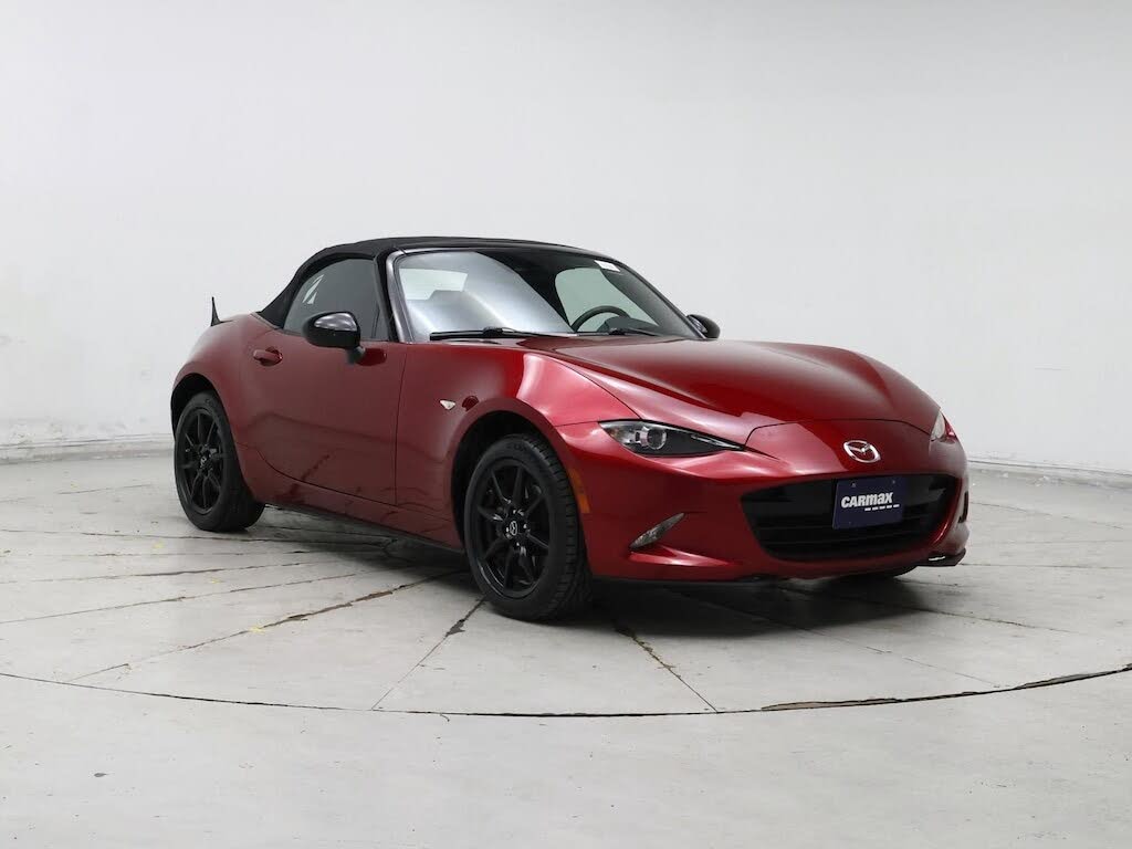 2020 Mazda MX-5 Miata Sport RWD