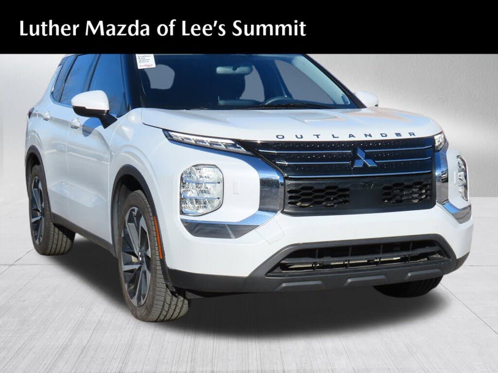 2022 Mitsubishi Outlander ES S-AWC