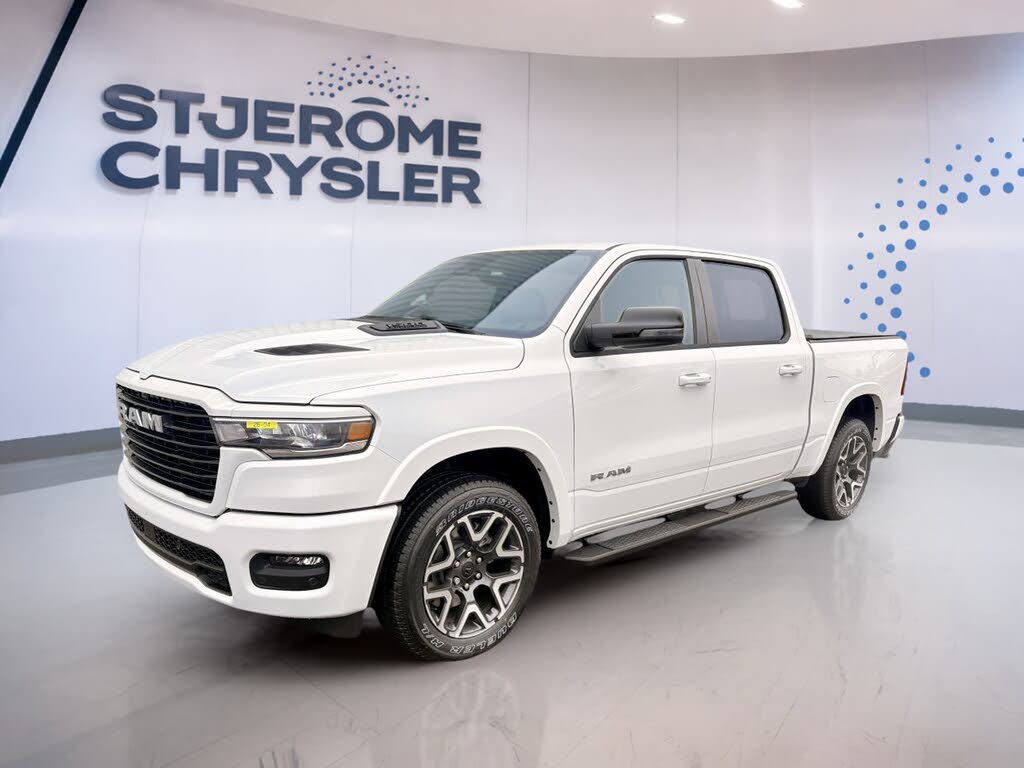 RAM 1500 Laramie Crew Cab 4WD 2026