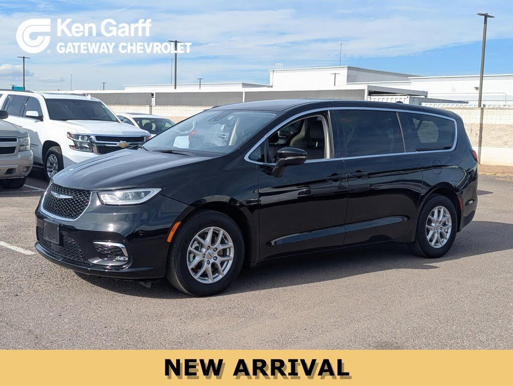 2024 Chrysler Pacifica Touring L FWD