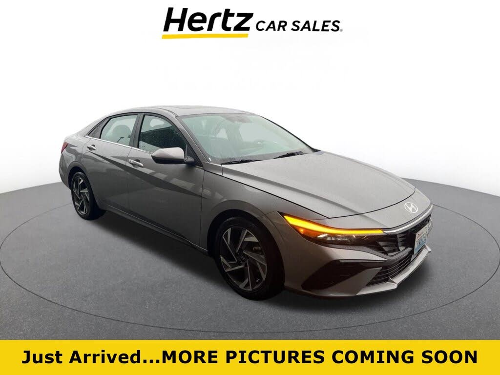 2025 Hyundai Elantra SEL Convenience FWD