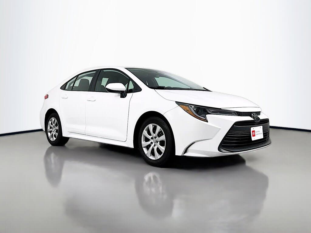 2025 Toyota Corolla LE FWD
