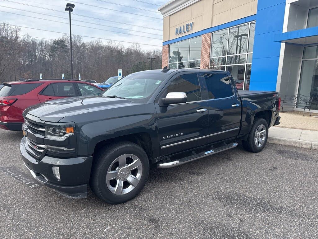 2017 Chevrolet Silverado 1500 LTZ Crew Cab 4WD